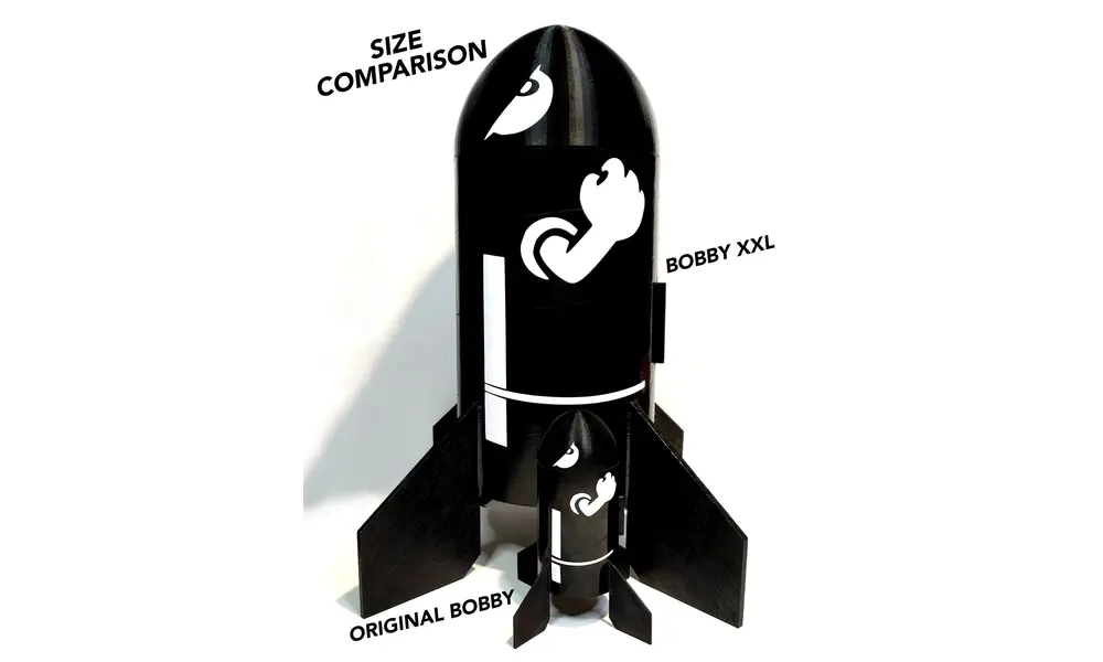 Bullet Bobby XXL DELUXE 7.5" Flying Model Rocket Kit model rocketry