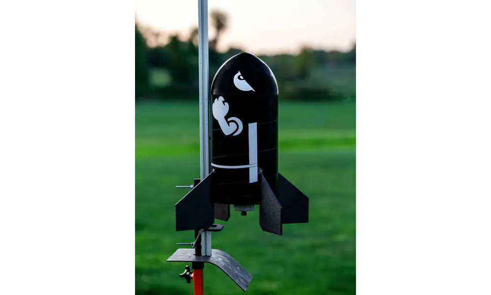 Bullet Bobby XXL DELUXE 7.5" Flying Model Rocket Kit, 3 image model rocketry