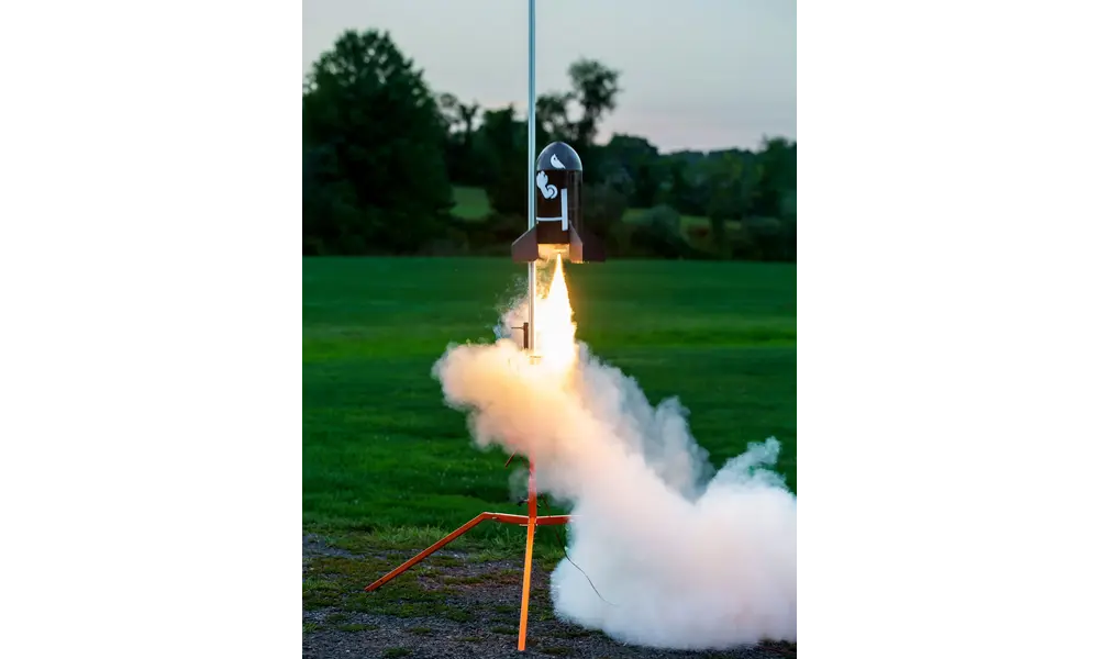 Bullet Bobby XXL DELUXE 7.5" Flying Model Rocket Kit, 6 image model rocketry