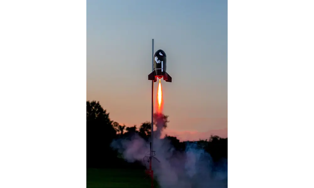 Bullet Bobby XXL DELUXE 7.5" Flying Model Rocket Kit, 5 image model rocketry