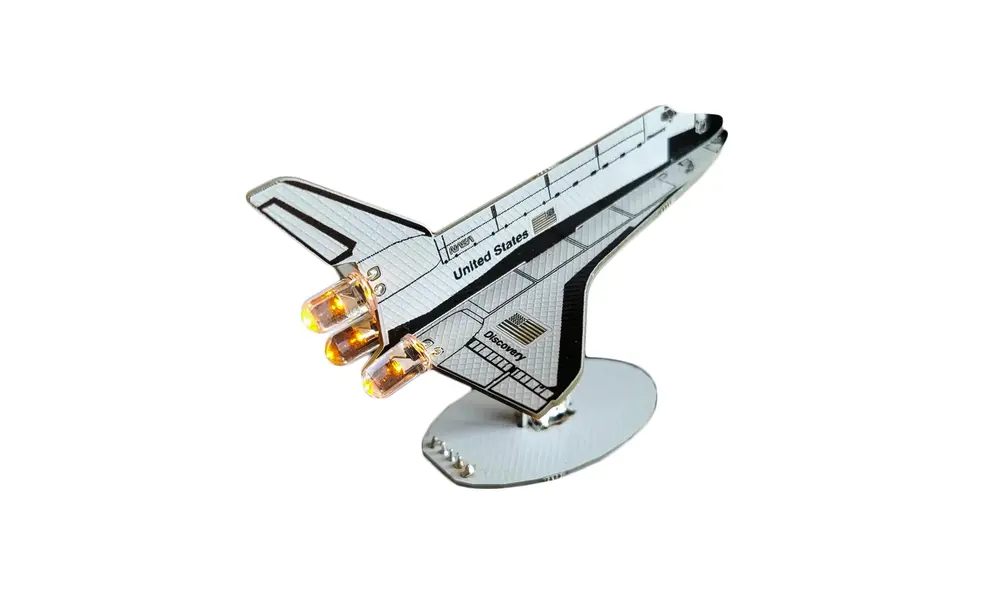 Space Shuttle Discovery Soldering Kit model rocketry