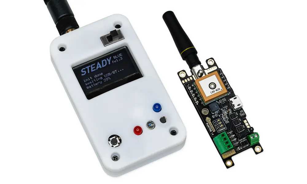 Fluctus & Steady Blue Flight computer & tracker bundle with ground station - 3 pyro channels, 4 digital outputs, 2 sensor inputs, servo option 868Mhz & 915MHz model rocket, Other product options: Fluctus Flight computer & Groundstation model rocketry