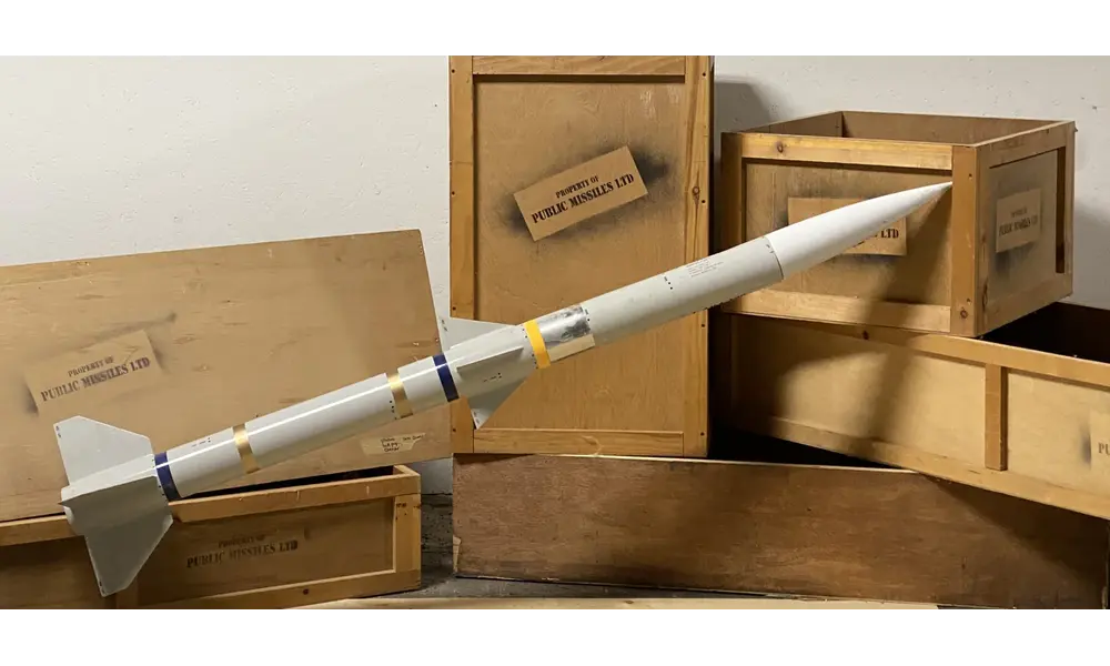 AMRAAM 3 missile rocket kit model rocketry