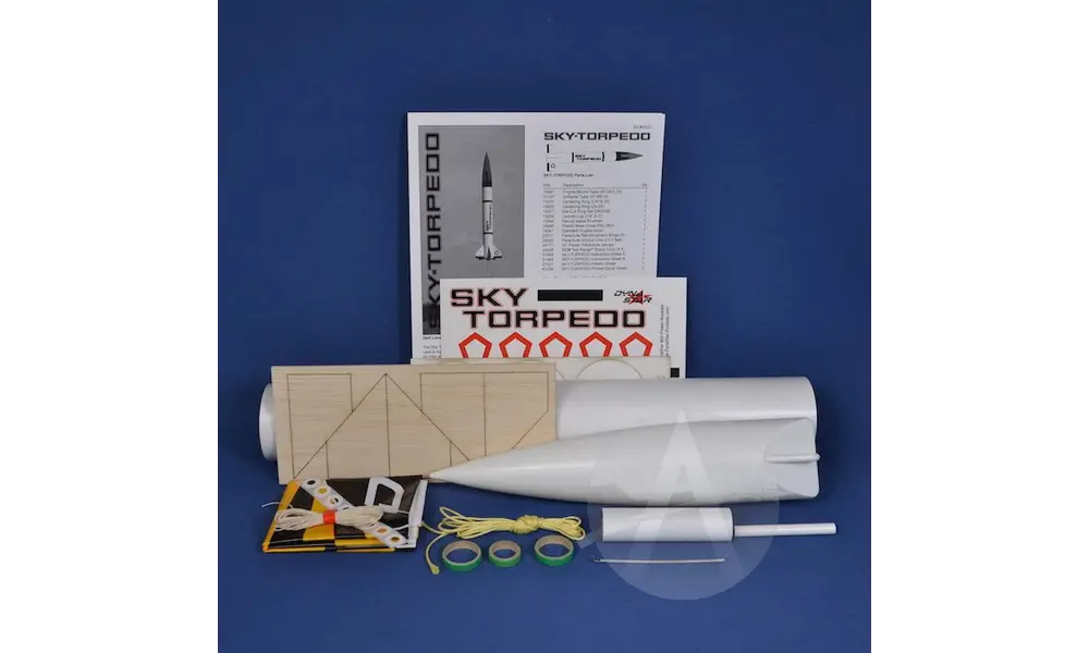 Sky-Torpedo model rocket kit apogee 2.6", 3 image model rocketry