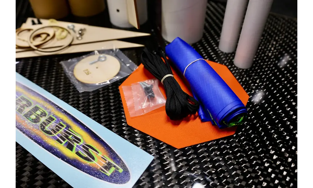 2.63 Starburst model rocket kit -  LOC Precision, 5 image model rocketry