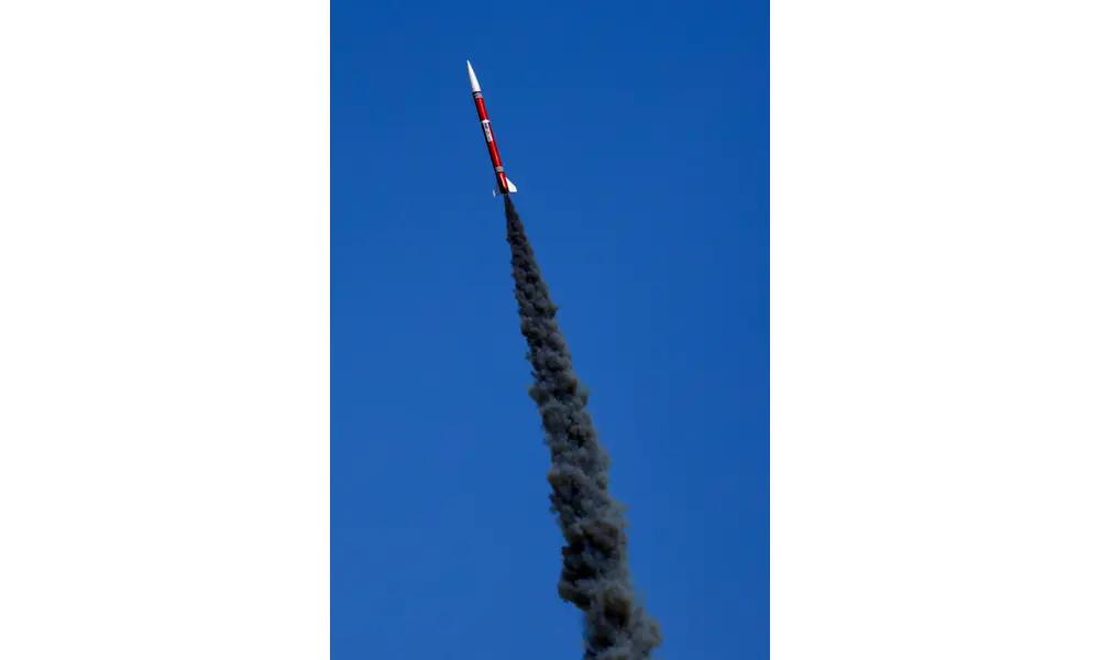LOC-IV X2 Loc precision model rocket kit, 2 image model rocketry