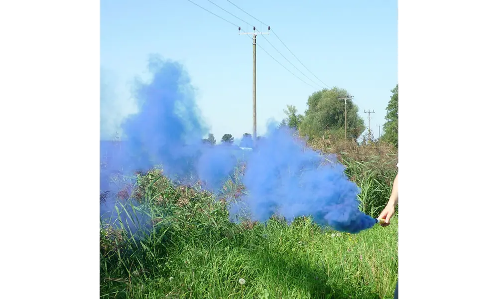 Mr Smoke 1 Blue  hand held smoke generator model rocketry