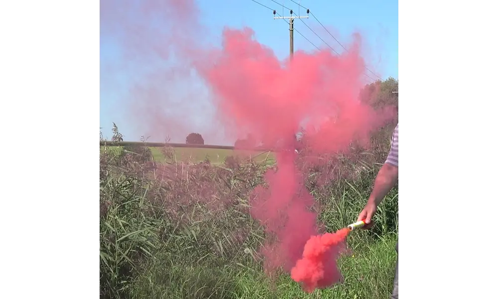 Mr Smoke 1 Pink hand held smoke generator model rocketry