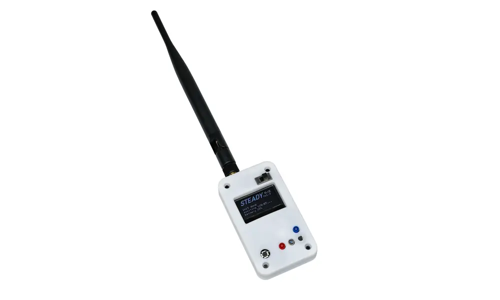 Tasainen sininen maa-asema Fluctus-seurantalaitteelle Bluetooth puhelinsovelluksella 868 MHz ja 915 MHz rakettimalli, Muita tuotevaihtoehtoja: Tasainen sininen maa-asema model rocketry